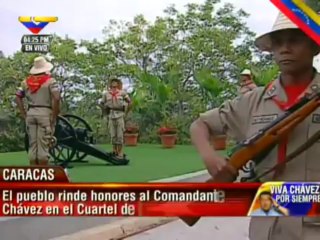 Segundo disparo de salva en honor al Comandante Eterno