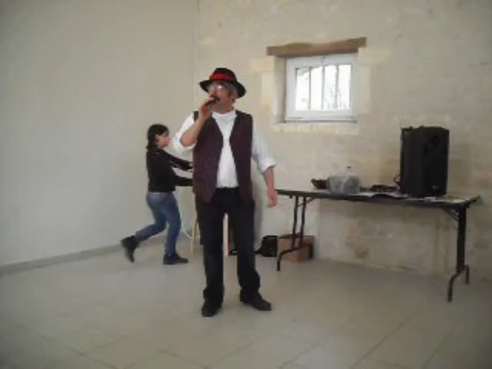 SAM_1072 Nono saute palisse