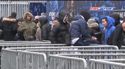 PSG – Des supporters devant la billetterie depuis 2h du matin !