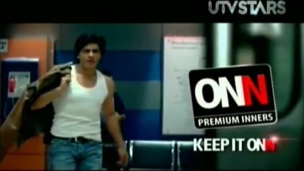 Скачать видео: Shah Rukh Khan @IamSRK in new ONN Premium Inners Ad