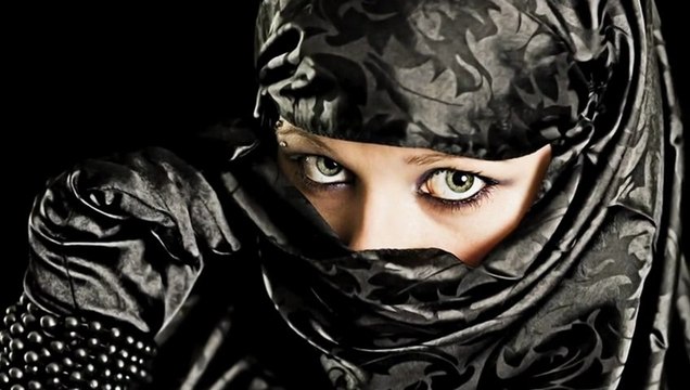 Ishtar ~ Habibi De Mis Amores (Habibi Ya Nour El Ein)