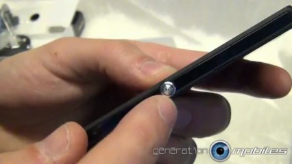 Test du Sony Xperia Z, partie 1  Unboxing et design