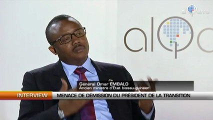 Le président de la transition guinéen Manuel Serifo Nhamadjo menace de démissionner.