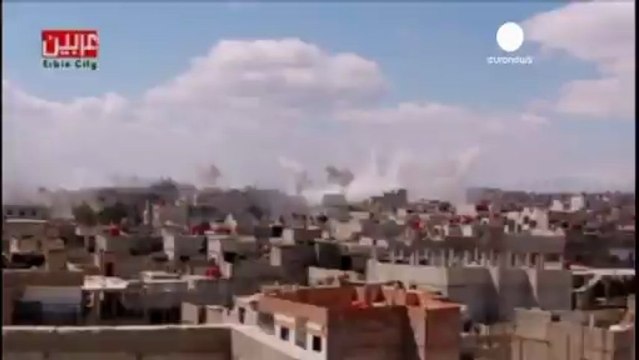 Los aviones sirios bombardean la frontera con el Líbano