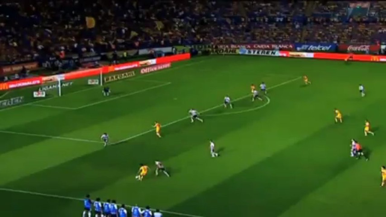 Liga MX: Fehlschuss des Jahres geht an Tigres Alvarez