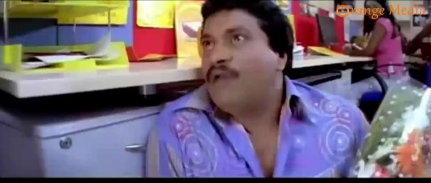 Sunil Comedy Scene From Dubai Seenu Movie