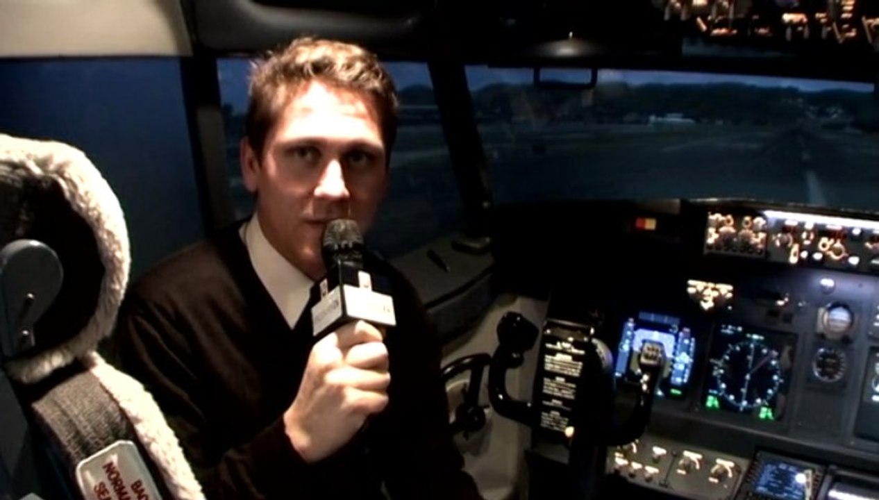 Flight Experience Paris simulateur de vol pour piloter un Boing 737 à 5 minutes de Vincennes