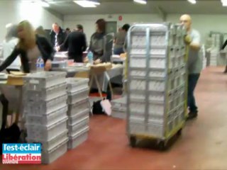 Présidentielle : mise sous pli des professions de foi des candidats à La Rivière-de-Corps