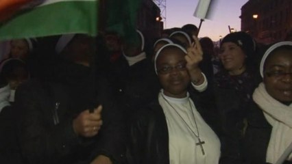 Pilgrims arrive at Vatican for papal inauguration