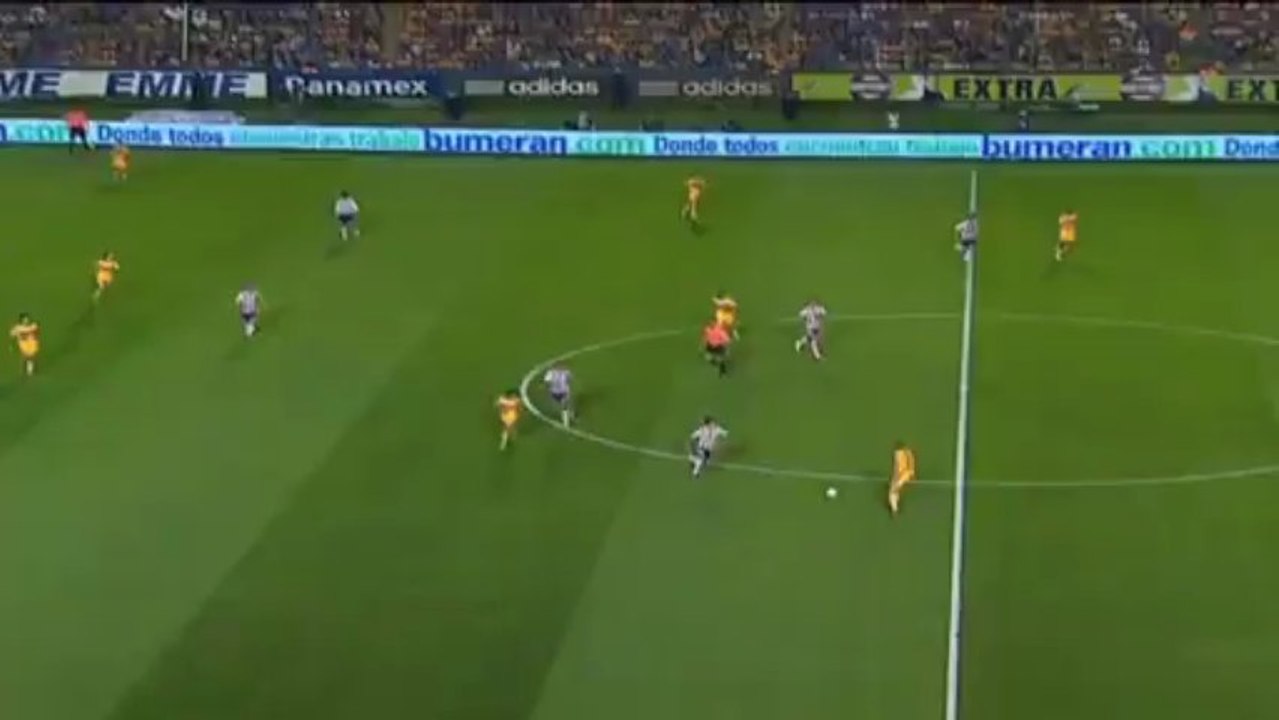 Liga MX: Alvarez versemmelt erst und gleicht dann aus - Tigres weiter 1.