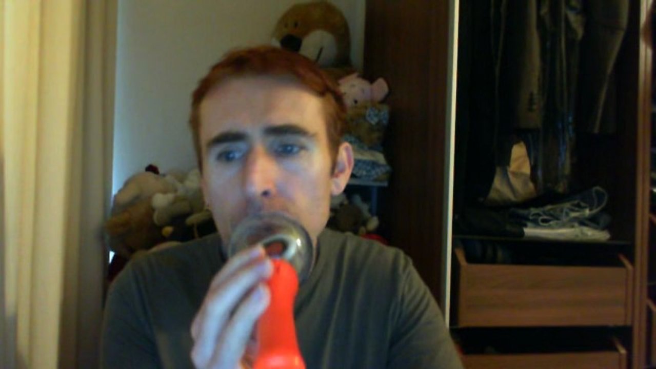 Wiwi égratigne "ma vie n'est pas la tienne" de Najoua Belyzel