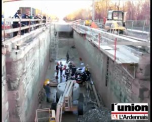 Quatre ouvriers tombent dans l'écluse de Sarry