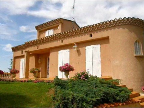 PN2295 Agence immobilière Tarn. TERSSAC. 5' du centre ville d'Albi, villa sécurisée d'environ 140 m², 5 chambres, garage, jardin paysagé de 3188 m² piscine, pool house