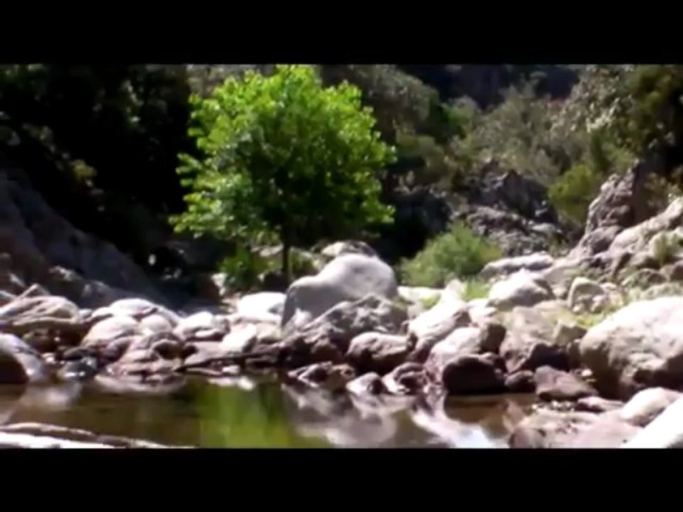 Les gorges d'Héric.WMV