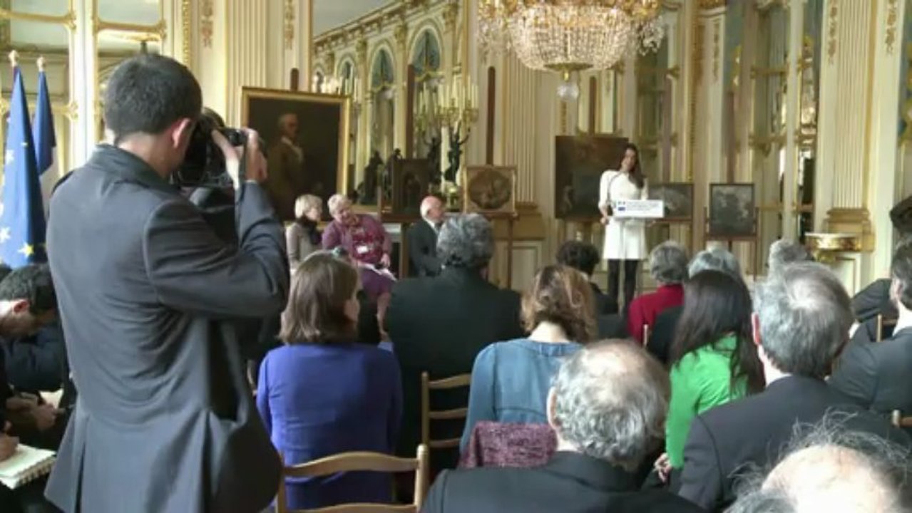 France steps up bid to return WWII stolen art