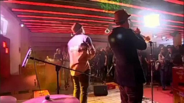 TV3 - Etiquetats - Raynald Colom , a l'escenari d'#Etiquetats