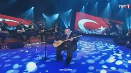 8 Asker oldum giydim yelek Musa Eroğlu Çanakkale TRT 2013
