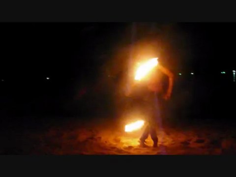 Men on Fire Koh Tao Thaïlande 2013