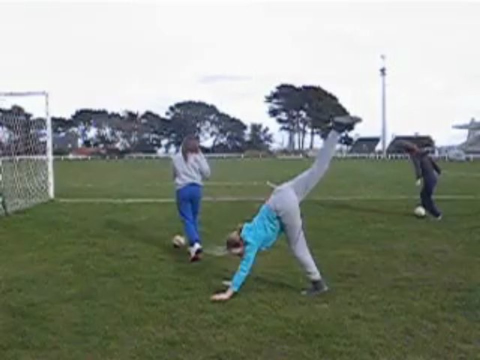 Concours perform with milk. Clara, Lalie, Anna, Alice, Léna & Eléa.♥♥