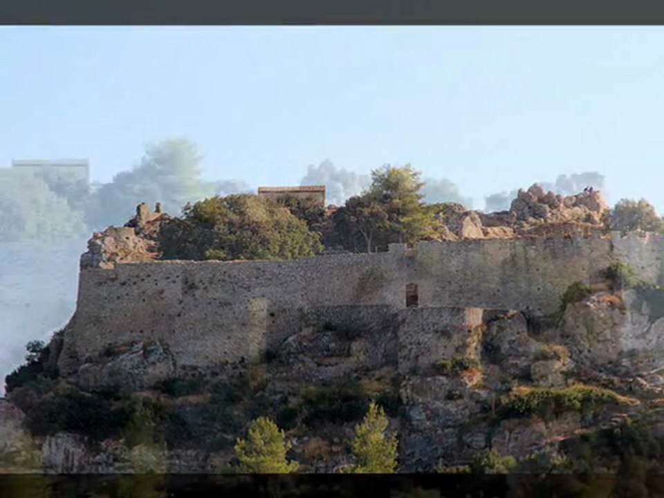 Korfu -Krini i twierdza Archangelos