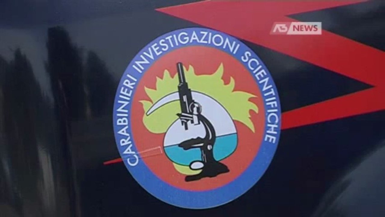 I RIS NELLA VILLA DELL'OMICIDIO