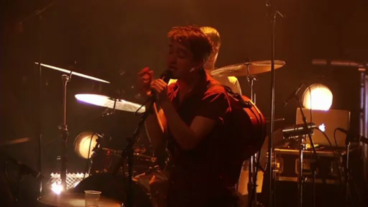 Villagers - The Waves (Live @ Le Grand Mix)