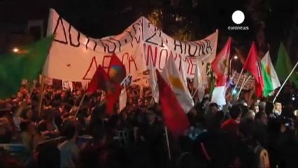El Parlamento chipriota rechaza el rescate de Bruselas