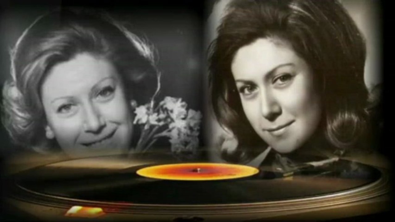 İnci Çayırlı ♪♪♪  Bulutlar Kokunu Getirir  Bana