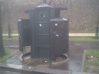 LAST PARIS VESPASIENNE, outside urial, ...stand back, please!