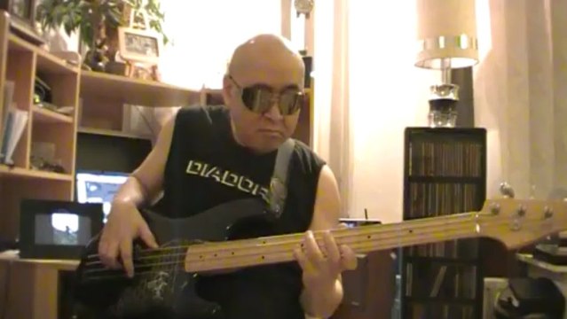 Jamming with BB King Classic Blues Bass cover Bob Roha