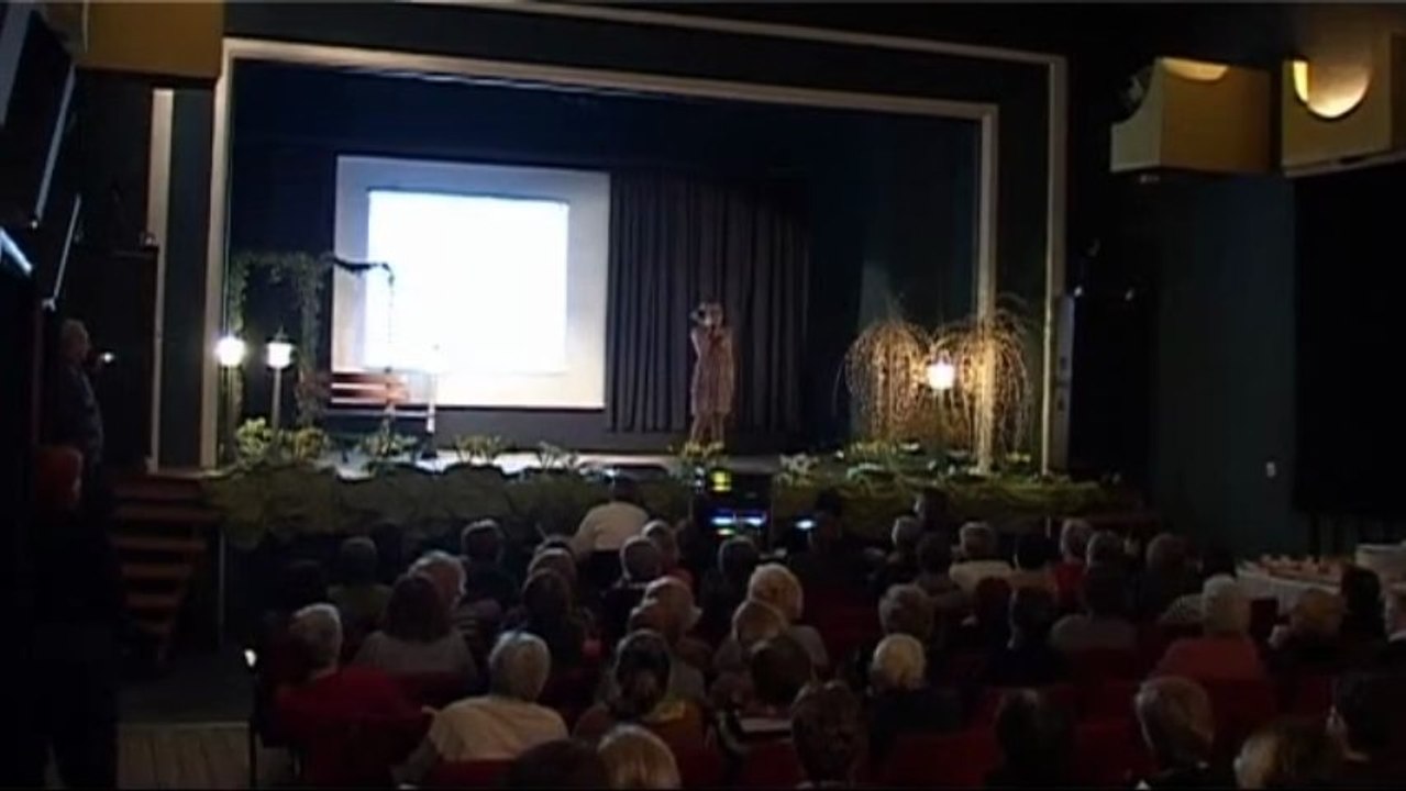 Wykład UTW i spektakl ZSP nr 1 z okazji Dnia Kobiet Ostrów Mazowiecka 2013