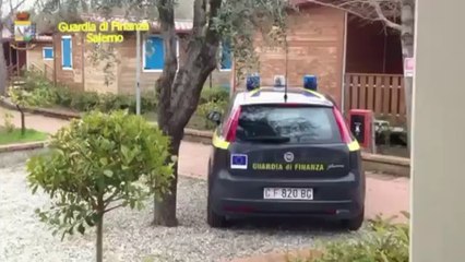 Ascea (SA) - Sigilli a villaggio turistico, sequestrati 95 alloggi (20.03.13)