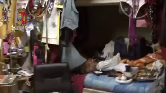 Roma - Centro massaggi a luci rosse (16.03.13)