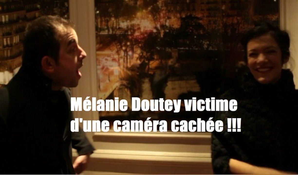 Mélanie Doutey victime d'une caméra cachée à la Fashion Week de Paris