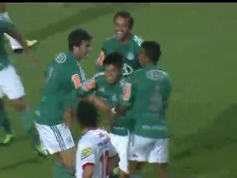 Palmeiras vence e passa Botafogo-SP no Paulistão