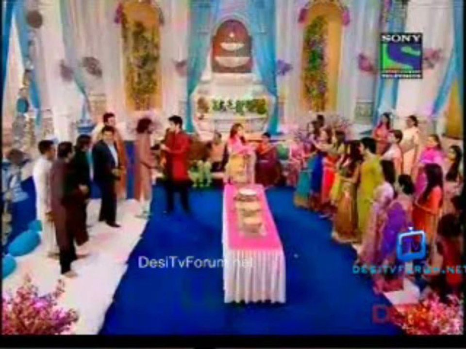 Dil Ki Nazar Se … Khoobsurat 21st March 2013 Video Watch