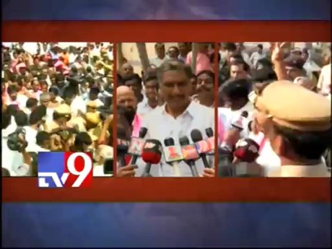 Harish Rao, Kodandram and Srinivasa Rao arrested for taking part in Sadak bandh