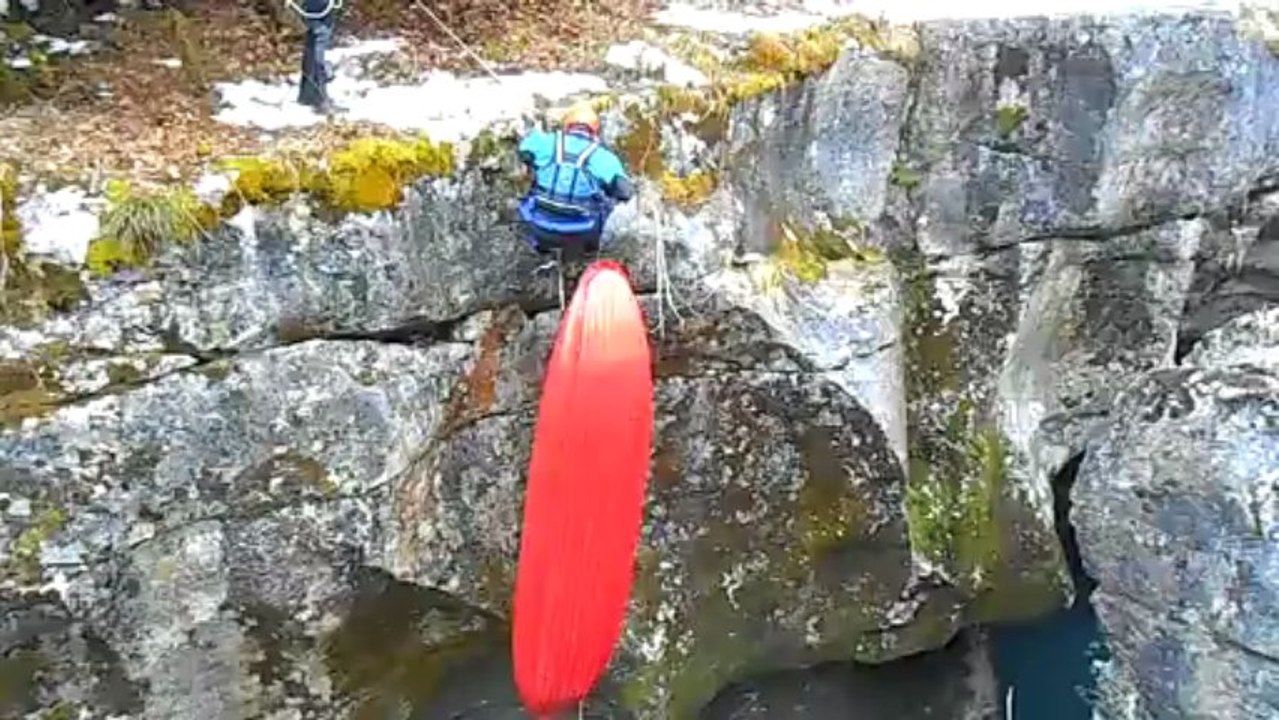 Test nouveau canoe gonflable PALAVA 400 Gumotex et kayak SOLAR 410 GUMOTEX sur la Valserine