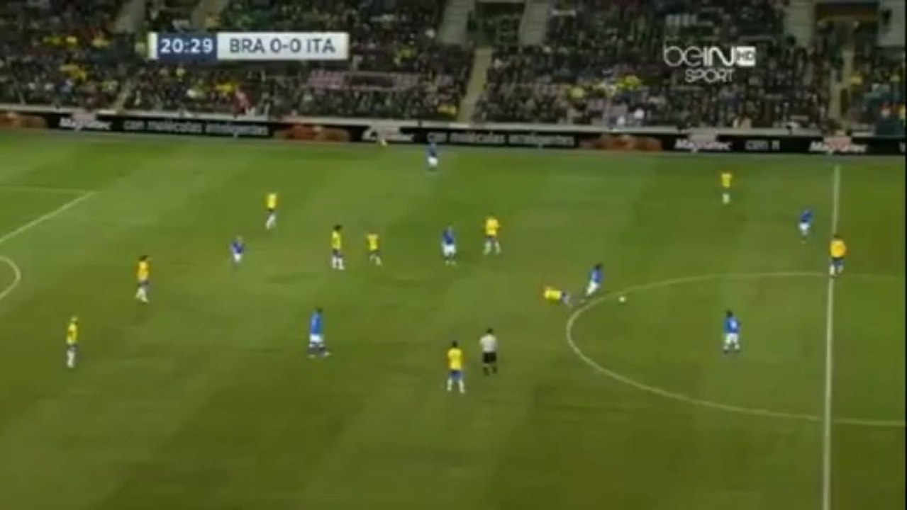 Pirlo pass