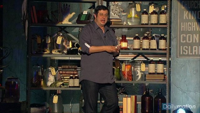 Eugene Mirman Talks Philosophy and His Fake Laboratory on Profound Minutiae