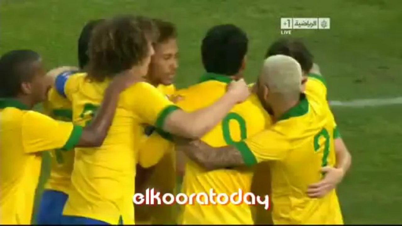 Italy 0 vs 2 Brazil   HALF TIME
