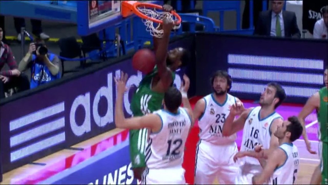 Dunk of the Night: James Gist, Panathinaikos Athens