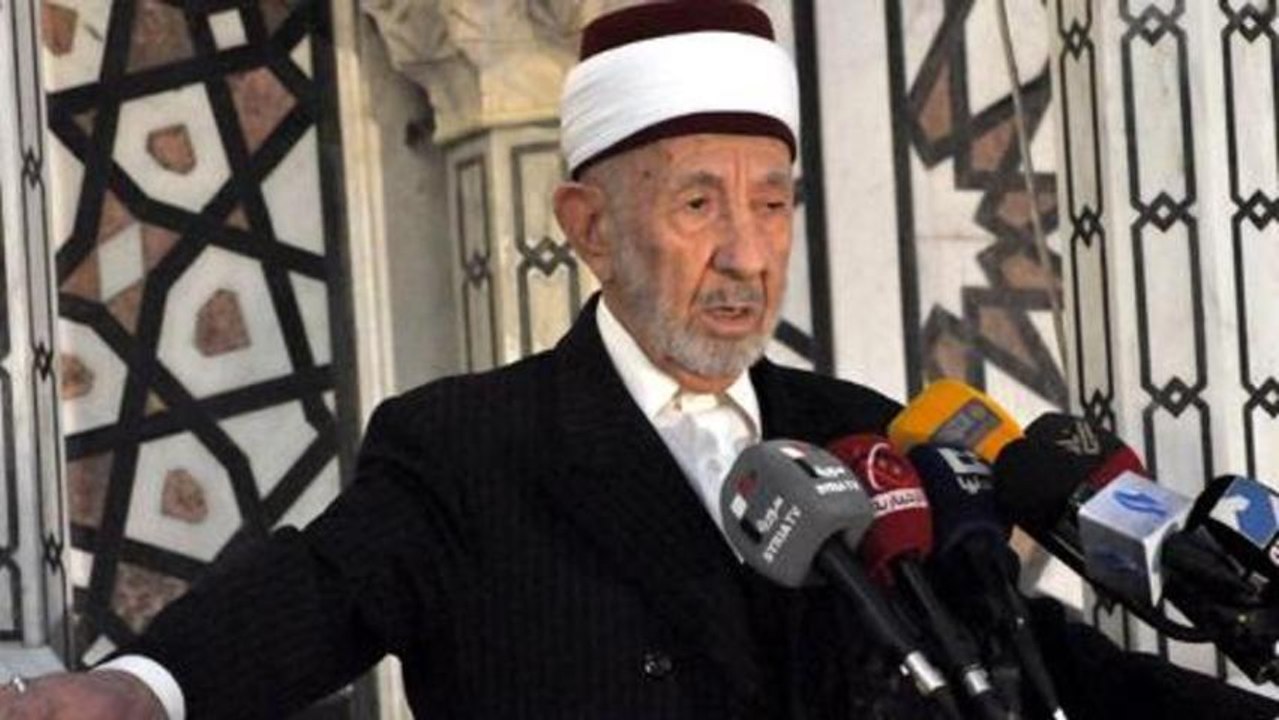 'Top pro-regime cleric killed' in Syria blast