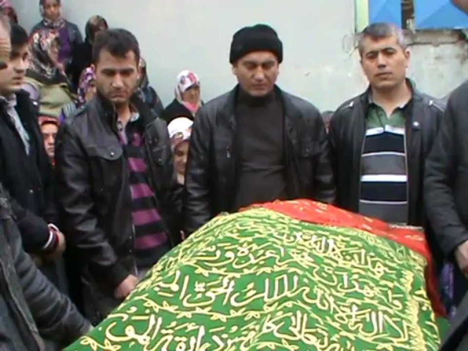 ALAPLI CANBAZLI HALİME AKKURT.CENAZE.2