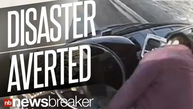 Out Of Control Bus Stopped By Passengers | NewsBreaker | OraTV