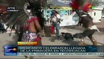 Mexicanos celebran llegada de la primavera en Teotihuacán