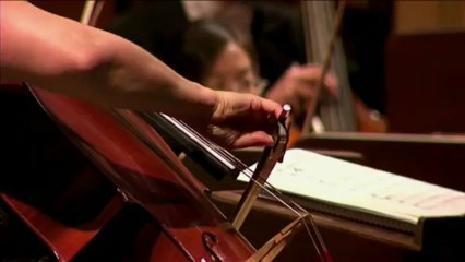 CHEZ ELLE : AILLEURS (Extrait 1, 2010)