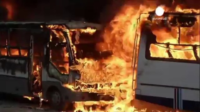 Egitto: sassate e molotov tra manifestanti pro e contro...