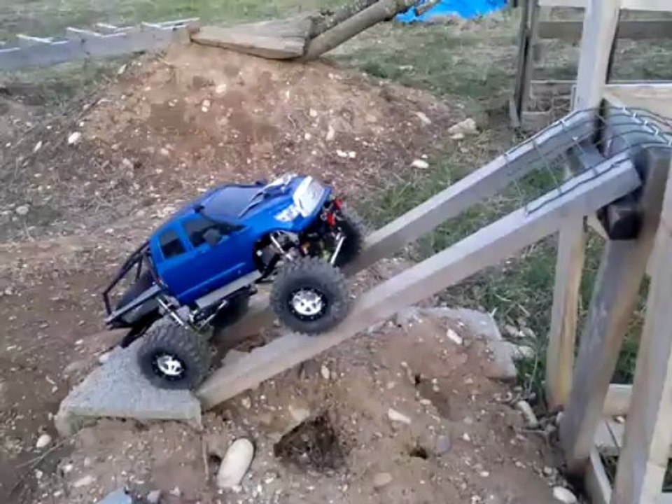 SCX10 TUNDRA avec amortos sauce droop (4 )