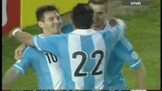 Lionel Messi lidera el triunfo de Argentina 3-0 sobre Venezuela